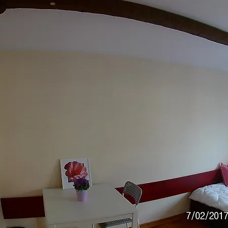 Auberge de jeunesse Dom Florian *